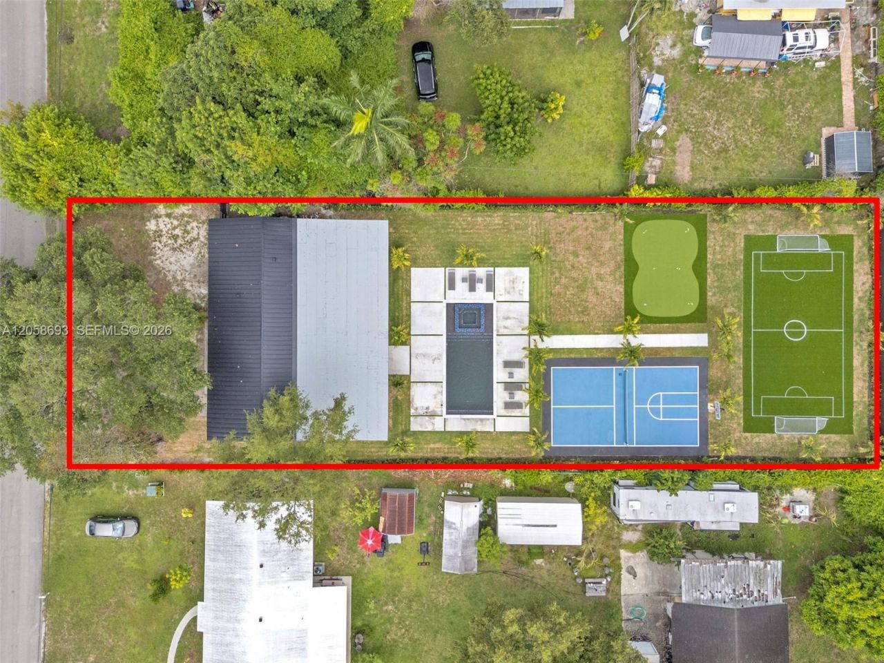 15230 NE 2nd Ave , Miami, FL 33162 Photo