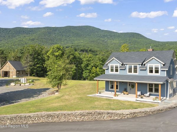 208 Old S Durham Highway, Acra, NY 12405