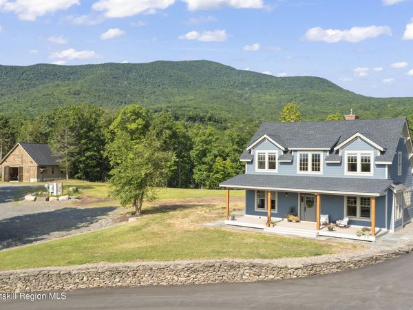 208 Old S Durham Highway, Acra, NY 12405