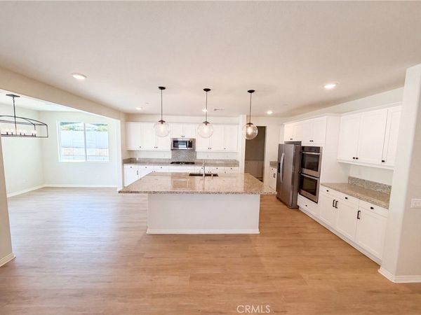 6593 Zion, Jurupa Valley, CA 92509