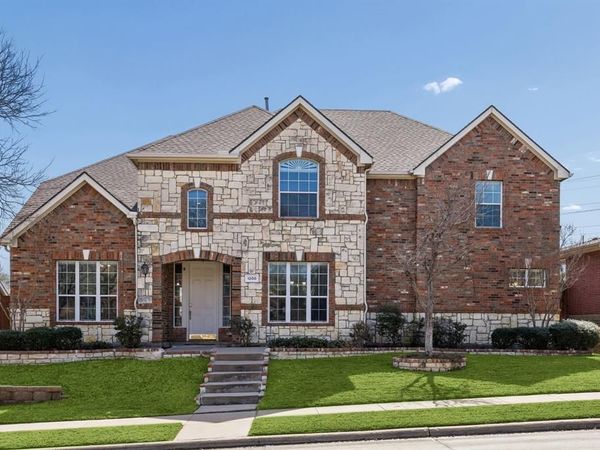 1200 Cedar Valley Drive , Irving, TX 75063