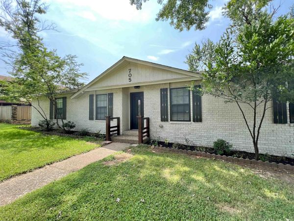 705 Koehler Avenue, Sherwood, AR 72012