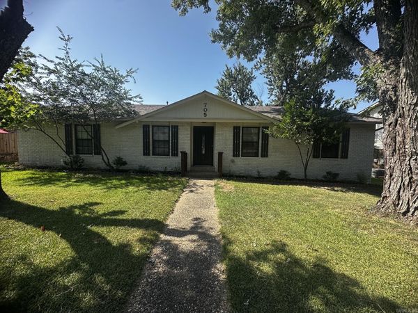 705 Koehler Avenue , Sherwood, AR 72012