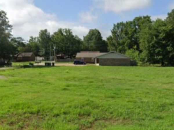 3900 E Highland , Jonesboro, AR 72401