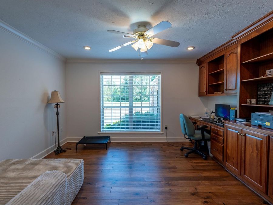 Property Image 25