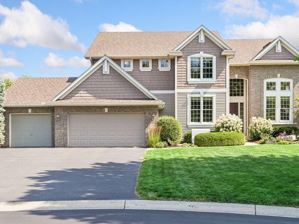 7569 Ridgeview Point, Chanhassen, MN 55317