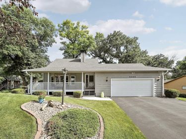 5364 W 132nd Street, Savage, MN 55378