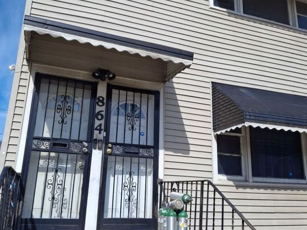 864 E 87th Place , Chicago, IL 60619