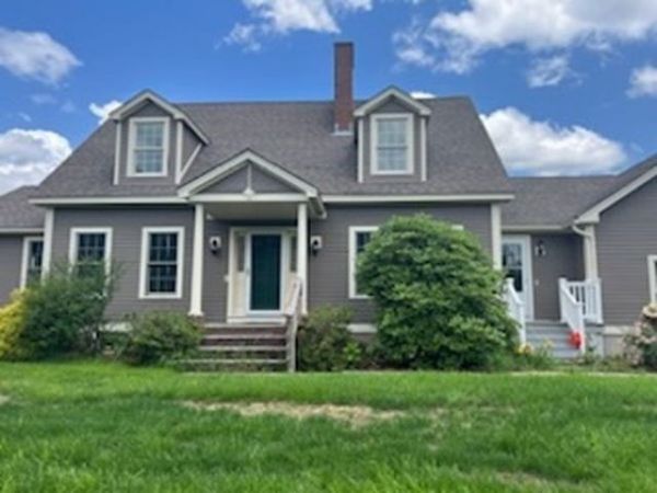 143 Corliss Hill Rd, Haverhill, MA 01830