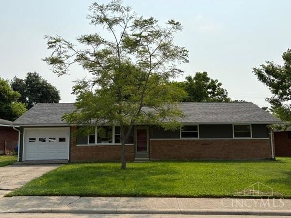 230 Kenyon Drive, Wilmington, OH 45177