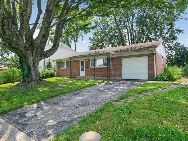 1251 Striebel Road , Columbus, OH 43227 Photo 2