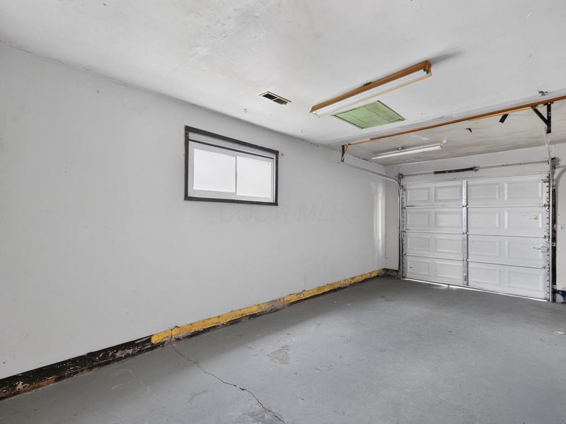 1251 Striebel Road , Columbus, OH 43227 Photo 5