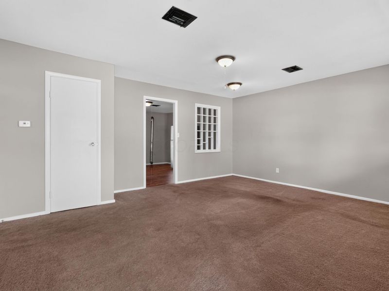 1251 Striebel Road , Columbus, OH 43227 Photo 8