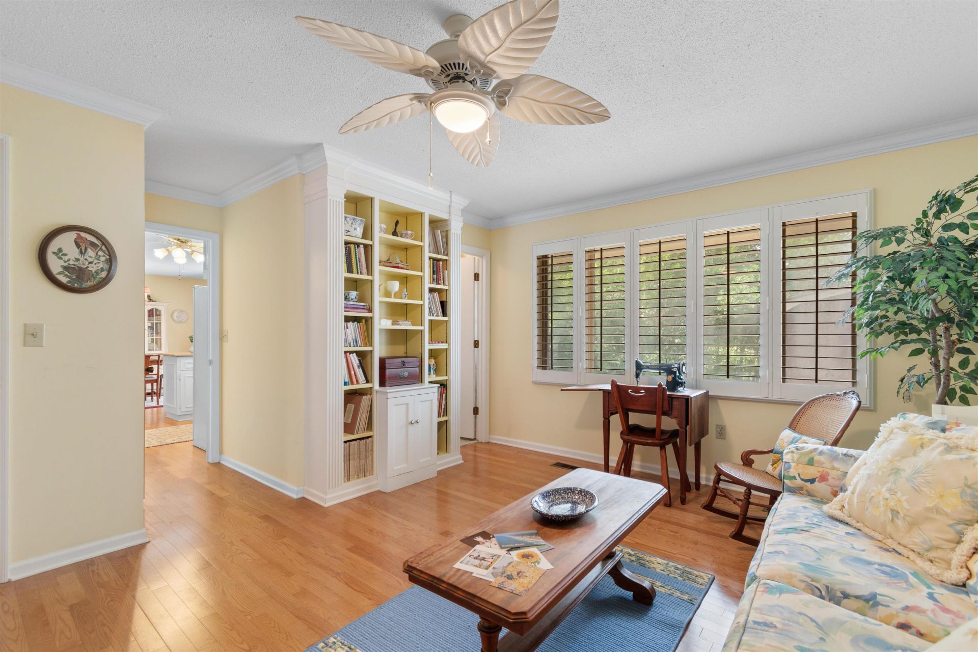 655 5th Ave. N  Photo 15