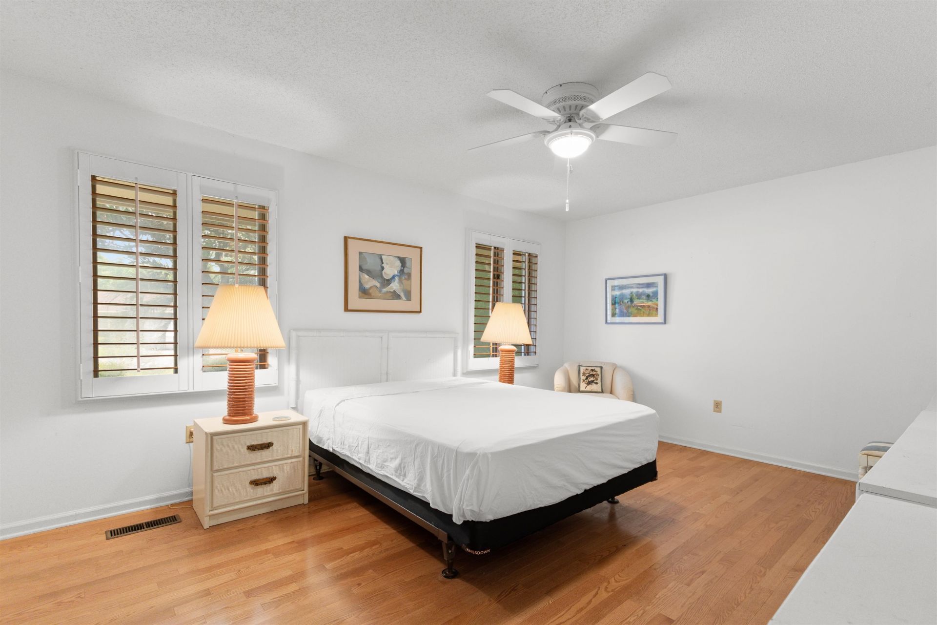 655 5th Ave. N  Photo 18