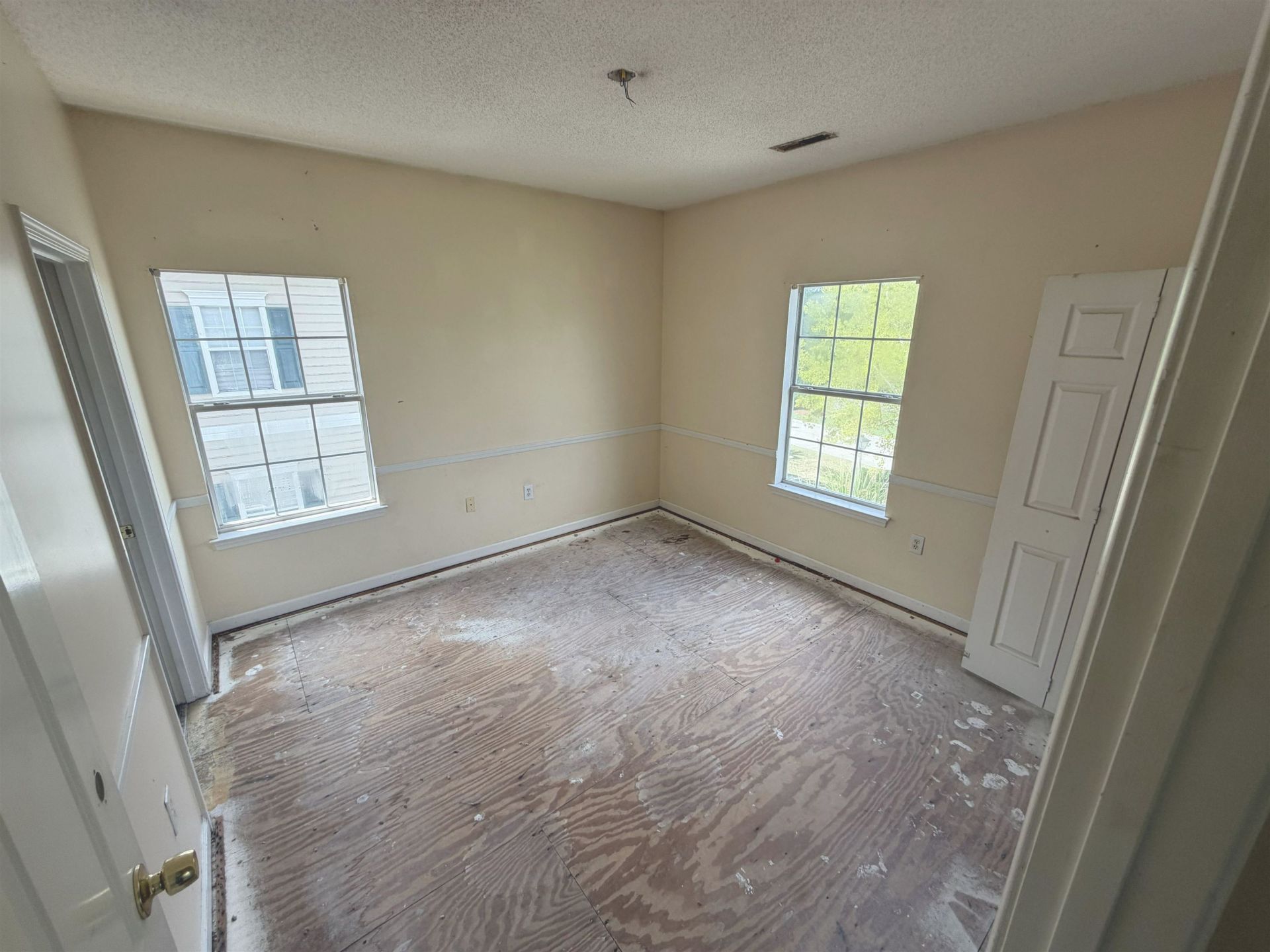 248 Sun Colony Blvd.  Photo 15