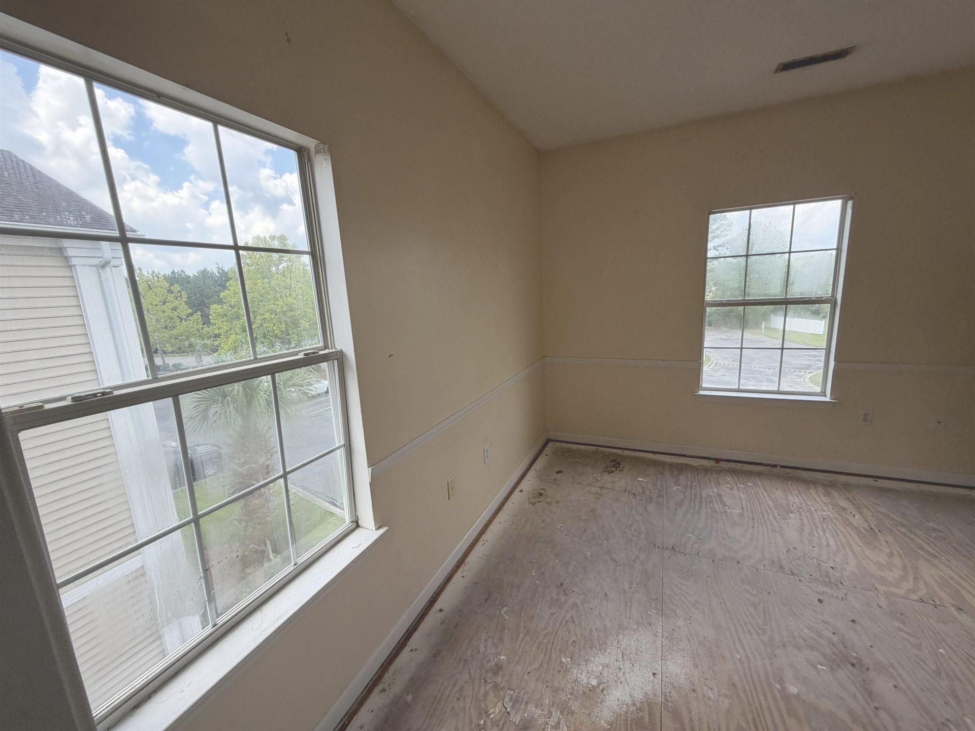 248 Sun Colony Blvd.  Photo 19