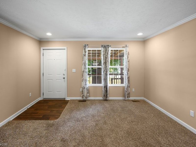 36185 State Route 7 , Newport, OH 45768 Photo 10