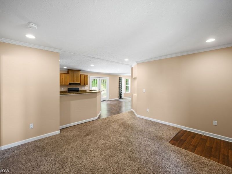 36185 State Route 7 , Newport, OH 45768 Photo 9
