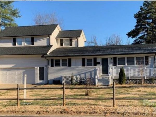 525 Kelly Avenue, Mooresville, NC 28115