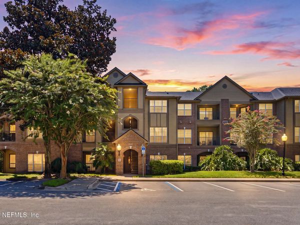 7800 POINT MEADOWS Drive, Unit 1514, Jacksonville, FL 32256