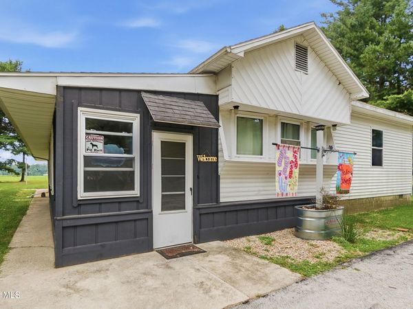 11435 Blackman Road , Bradner, OH 43406