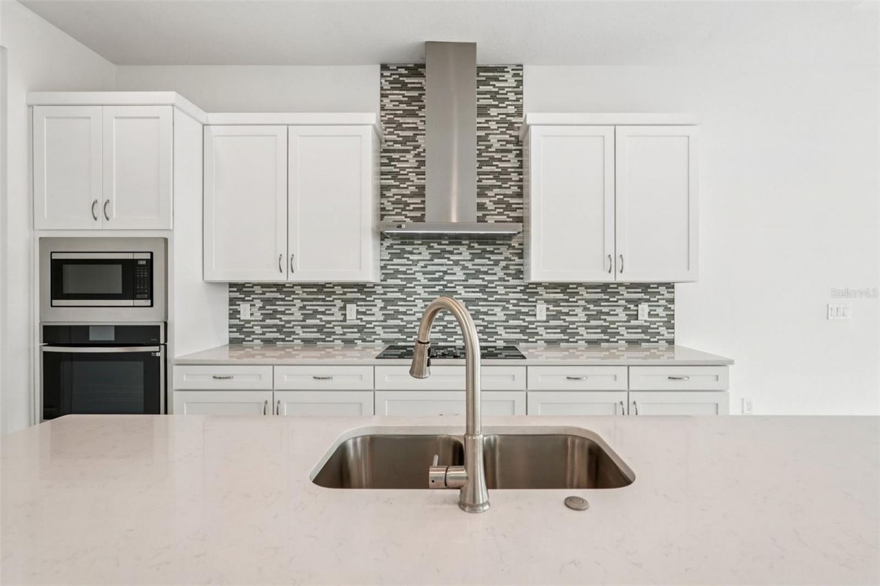 8234 Golden Beach Court, Parrish, FL 34219 Photo