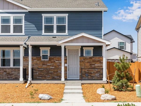 18735 E 98th Avenue , Commerce City, CO 80022