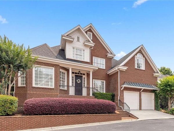 2265 Valley Brook Way NE, Brookhaven, GA 30319