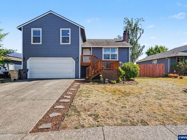 339 NW Denton St, Dallas, OR 97338