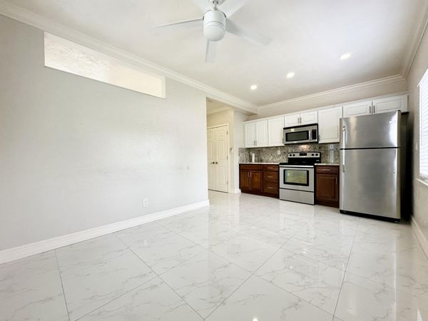 1041 NE 16th Avenue, Unit W, Fort Lauderdale, FL 33304