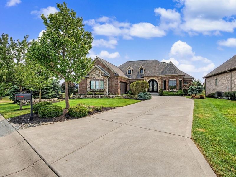 6074 Trotters Way, Liberty Township, OH 45011 Photo 2