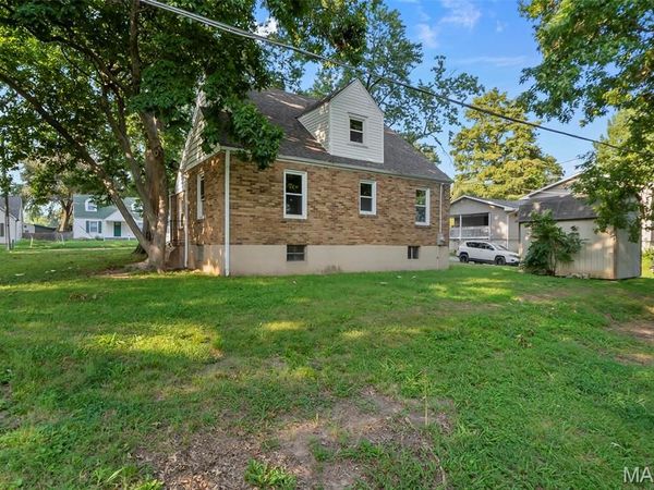 1721 William Street , Cape Girardeau, MO 63703