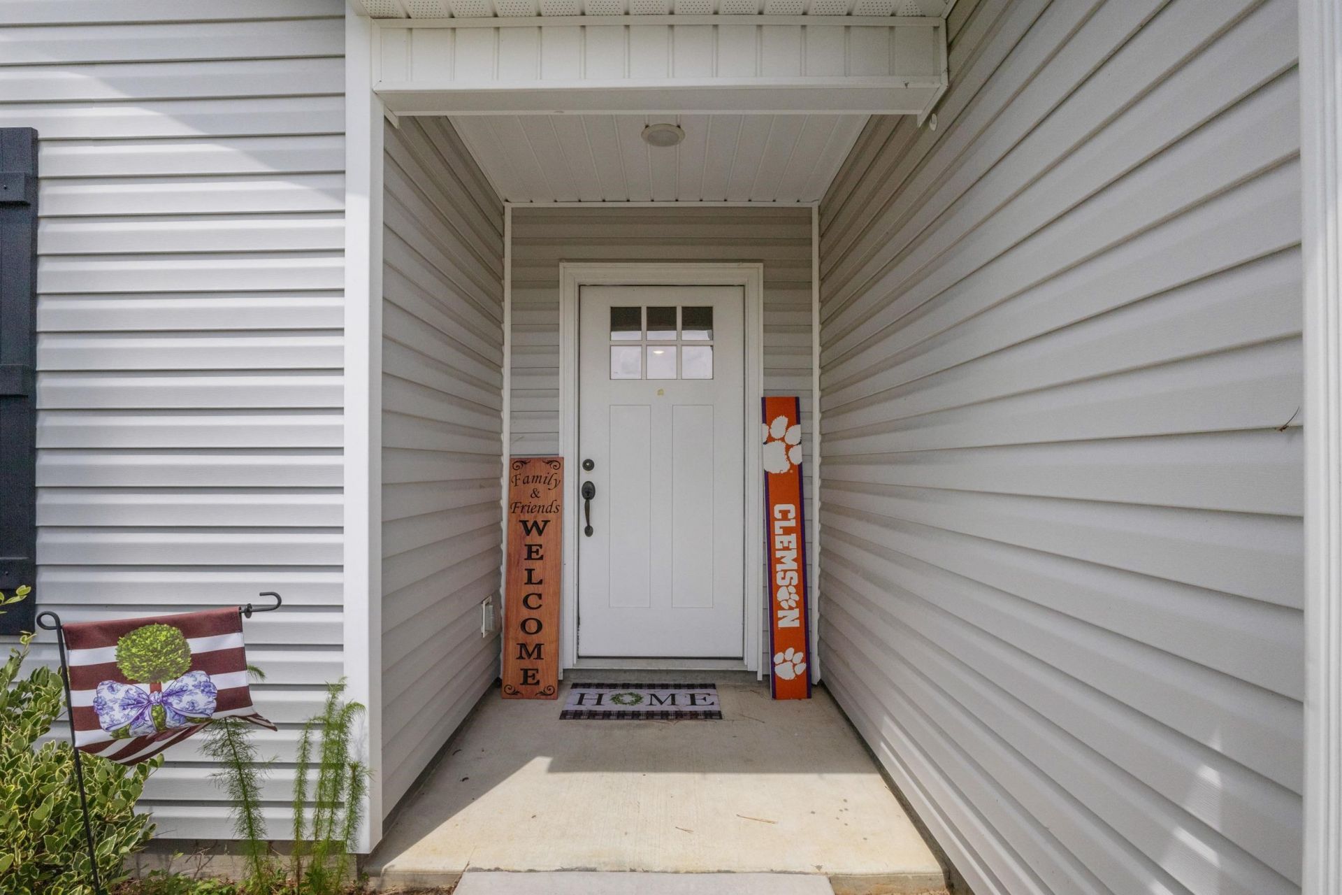 3911 Lake Dr.  Photo 10