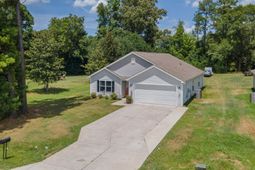 3911 Lake Dr.  photo 4