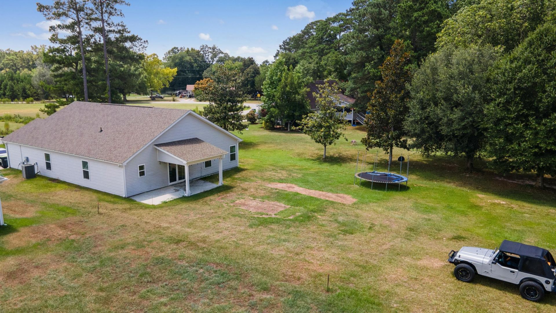 3911 Lake Dr.  Photo 22