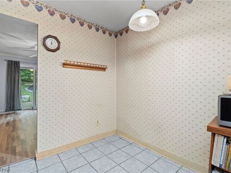 9397 Bassett Lane, North Royalton, OH 44133 Photo 10