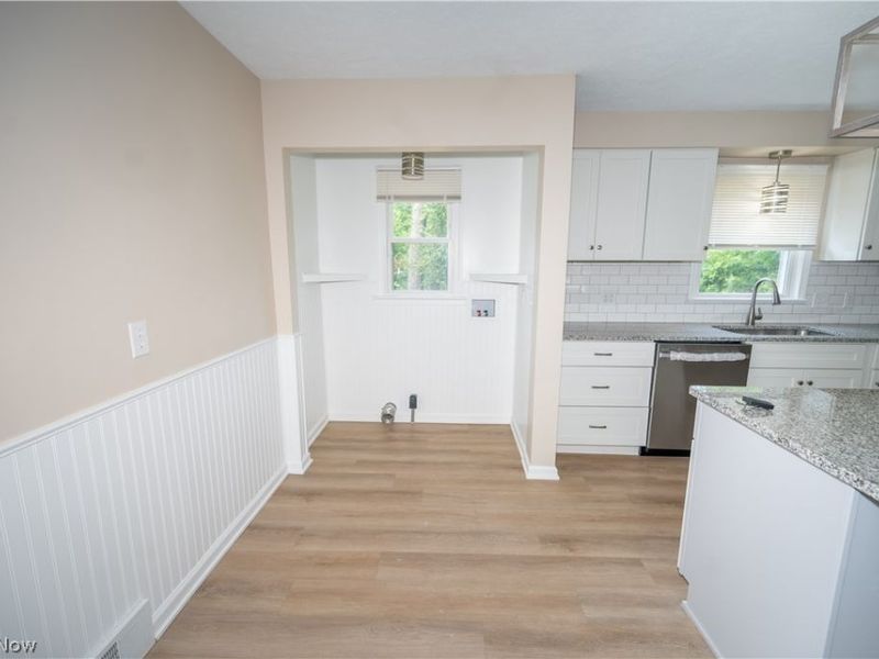 7463 Johnnycake Ridge Road, Mentor, OH 44060 Photo 17