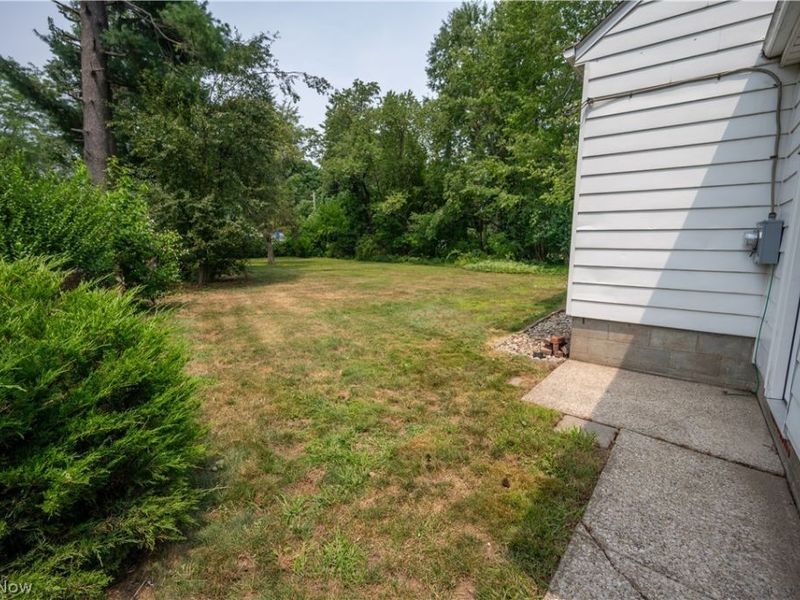 7463 Johnnycake Ridge Road, Mentor, OH 44060 Photo 28