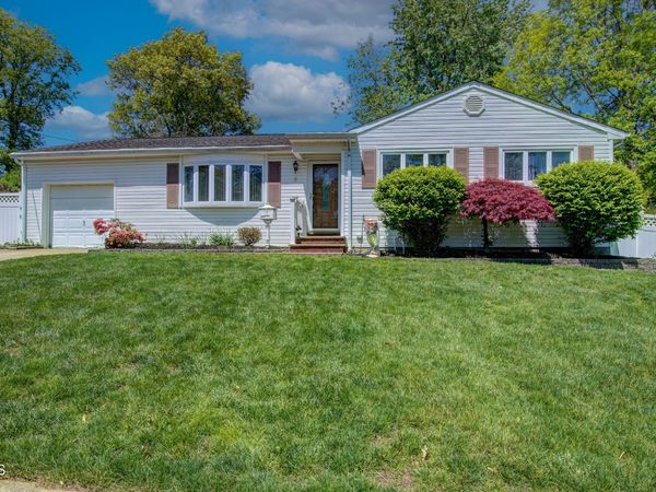 2 Birchwood Road, Jamesburg, NJ 08831