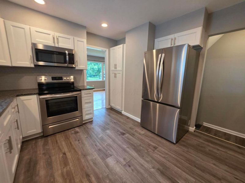 40 N Gould Road, Columbus, OH 43209 Photo 10