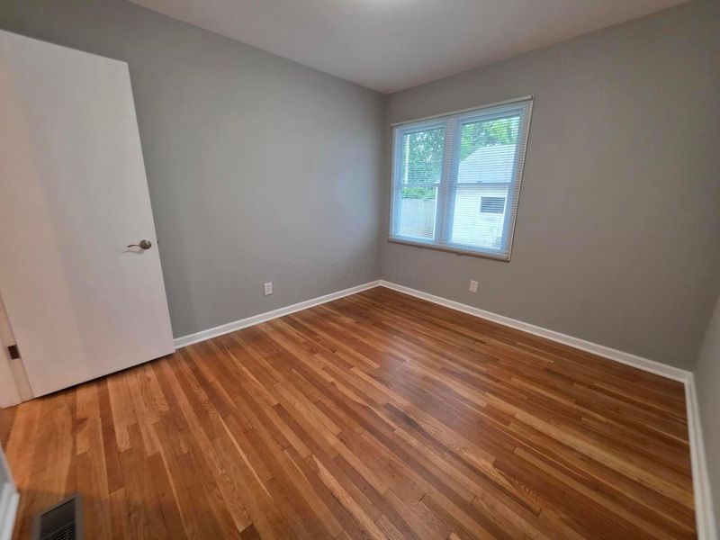 40 N Gould Road, Columbus, OH 43209 Photo 13