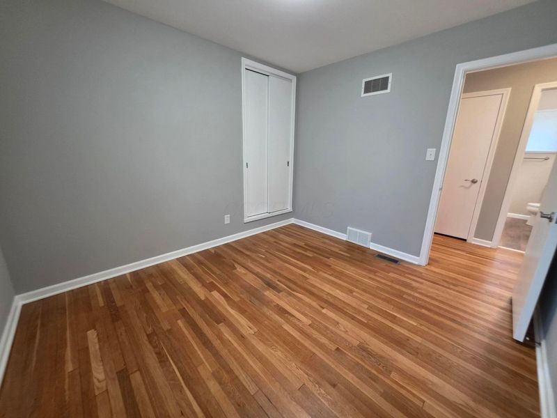 40 N Gould Road, Columbus, OH 43209 Photo 15
