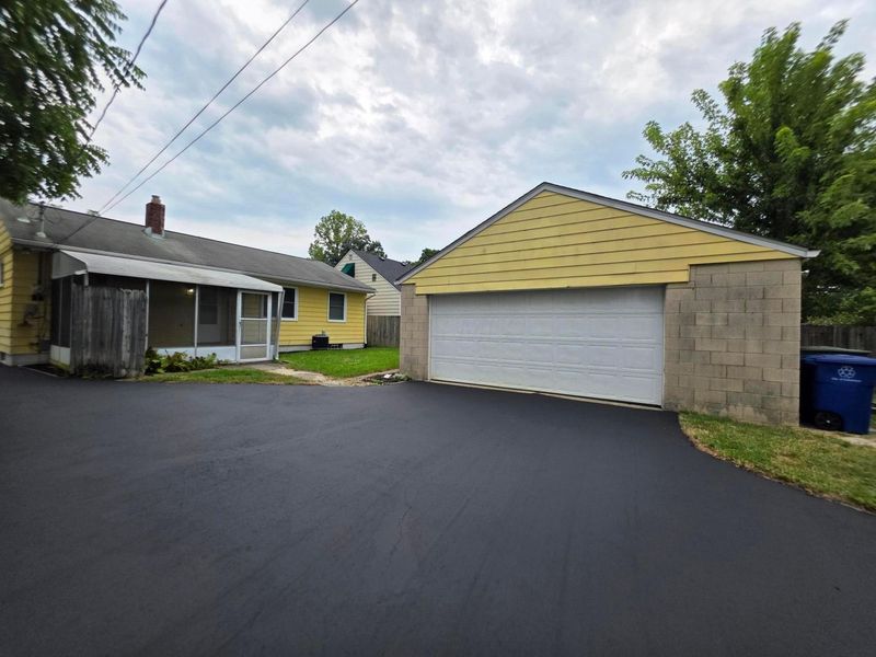 40 N Gould Road, Columbus, OH 43209 Photo 36