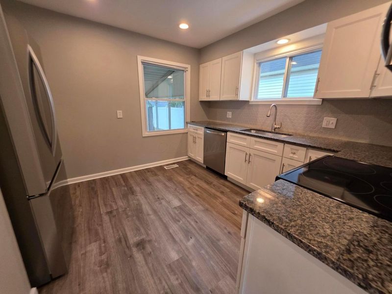 40 N Gould Road, Columbus, OH 43209 Photo 8