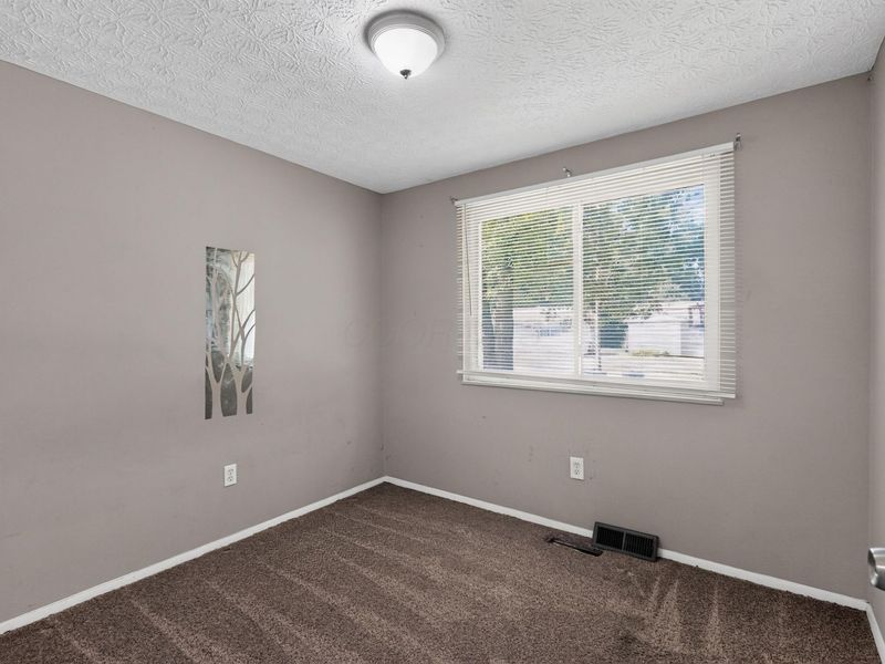 3385 Bruceton Avenue , Columbus, OH 43232 Photo 18