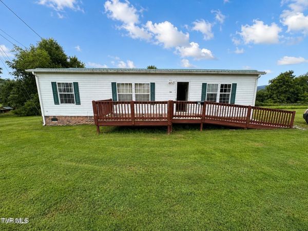 158 North Drive, Marion, VA 24354