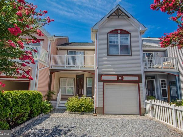 941 YACHT CLUB DRIVE , OCEAN PINES, MD 21811
