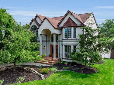 3 Silver Maple Court , Getzville, NY 14068