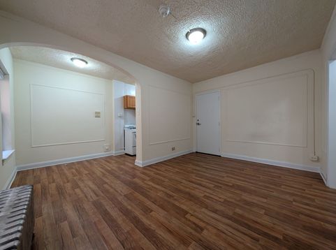 Main Photo